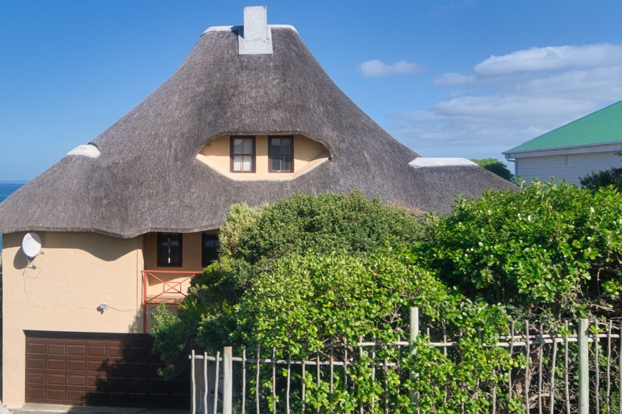 5 Bedroom Property for Sale in De Kelders Western Cape